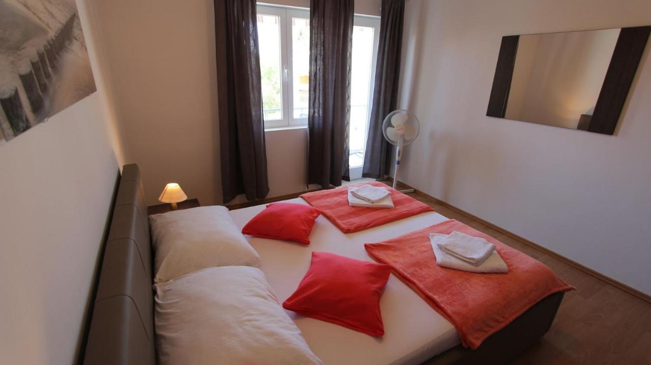 Apartments Stijak-Sorum Malinska Eksteriør billede